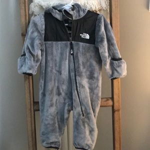 North face fleece infant bunting suit 3-6 months
